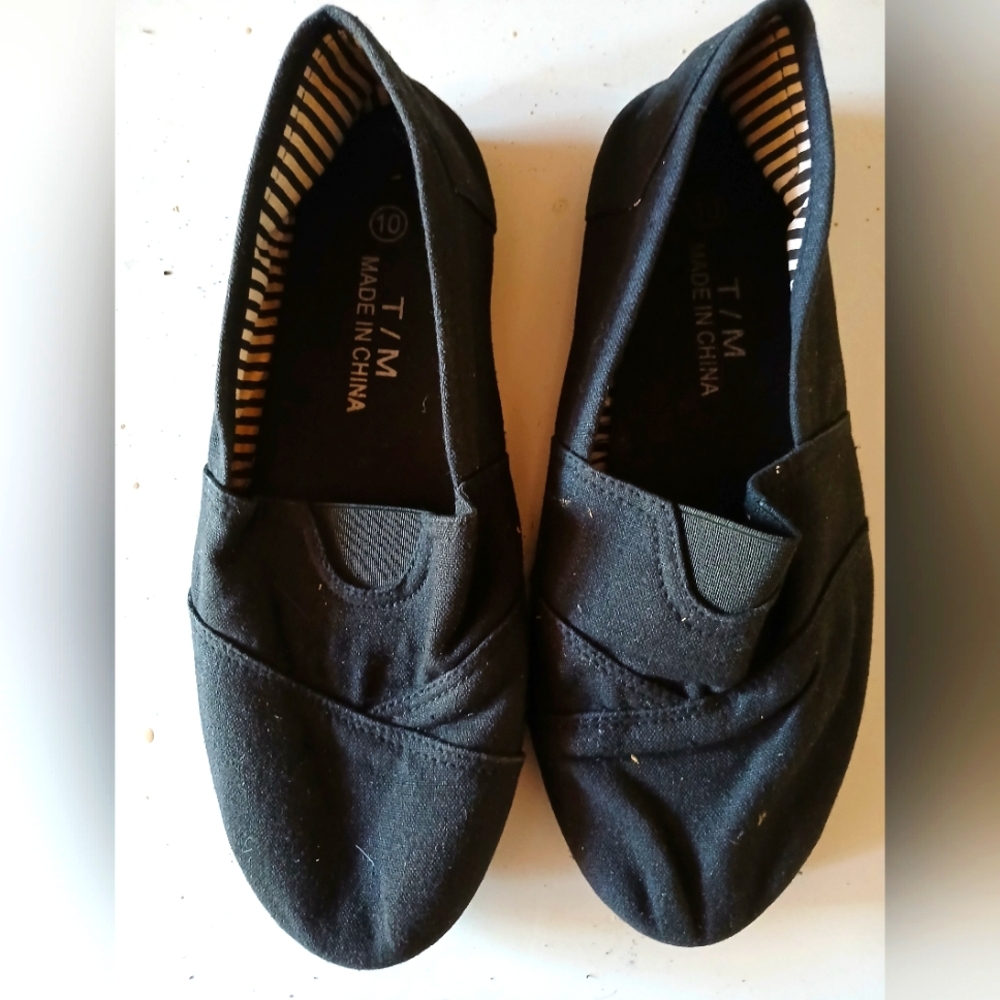 Women's T/M Black Slip-On Shoes
